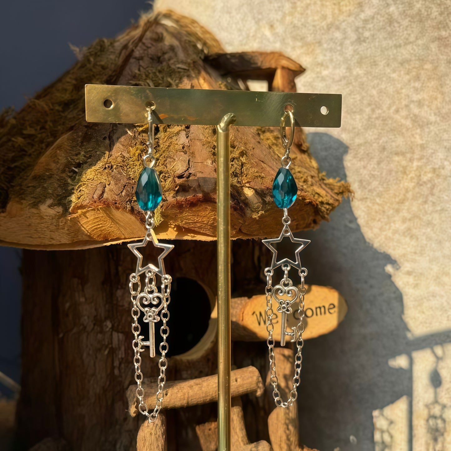 Gothic Five-pointed Star Sapphire Key Halloween Chain Element Earrings