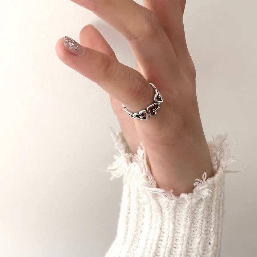 Women's Hollow Out Love Heart-shaped Retro Fashion Wide-brimmed Pattern Rings