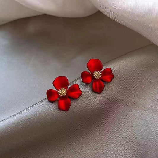 Women's Red Petal Elegant High-grade Round Face Earrings