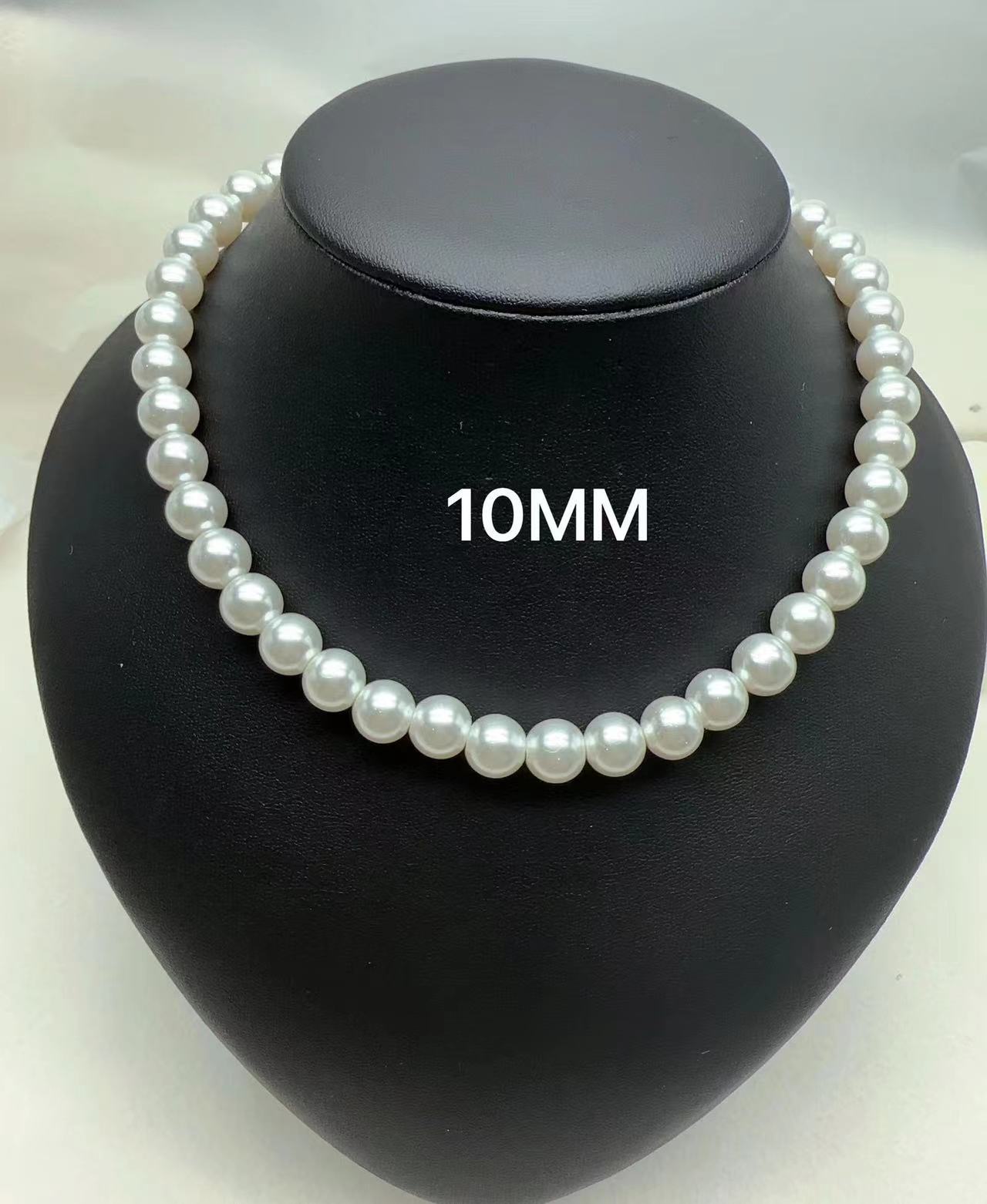 Classic Style Versatile Basic High-quality Glass Necklaces