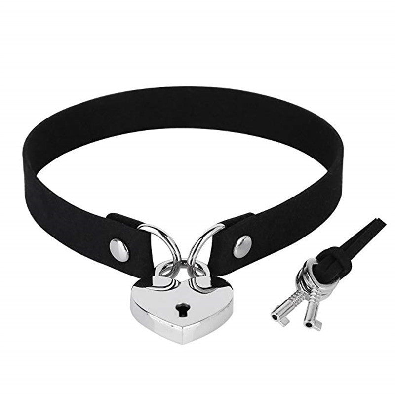Simple Punk Sexy Bound Peach Heart Lock Necklaces