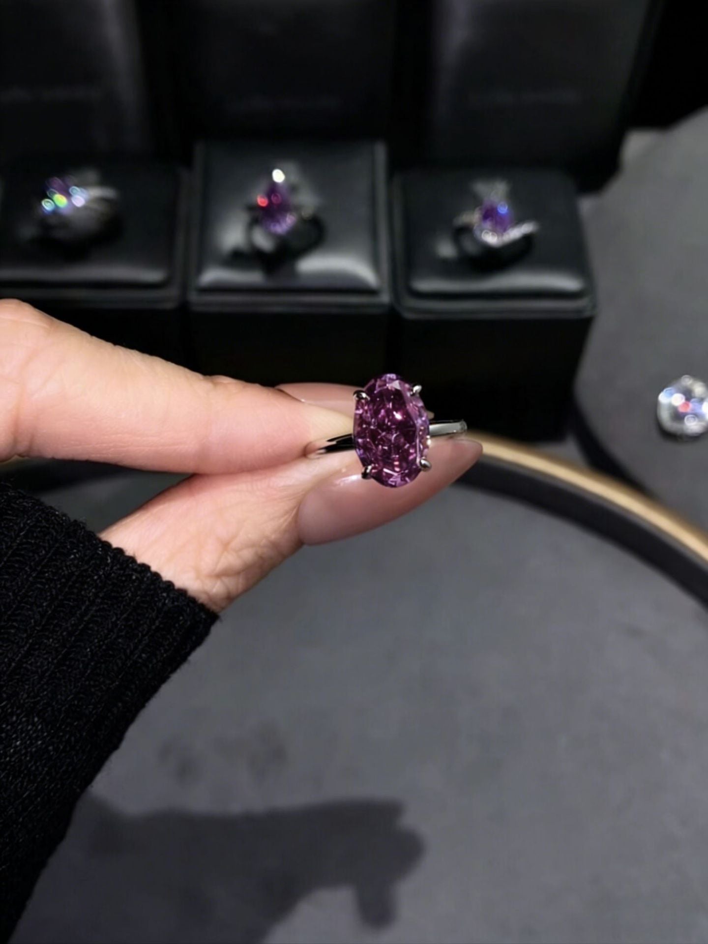 Grape Pink Purple Minimalist Big Diamond High-grade Ring