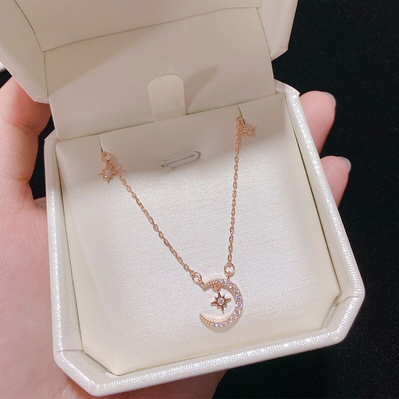 Women's Sier Star Moon Light Luxury Minority Design Clavicle Chain Valentine's Necklaces
