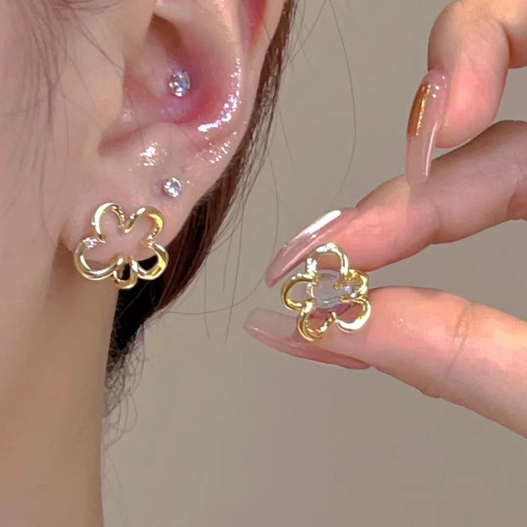 Women's Fashion Temperament Wild Without Piercing Mosquito Coil Earrings