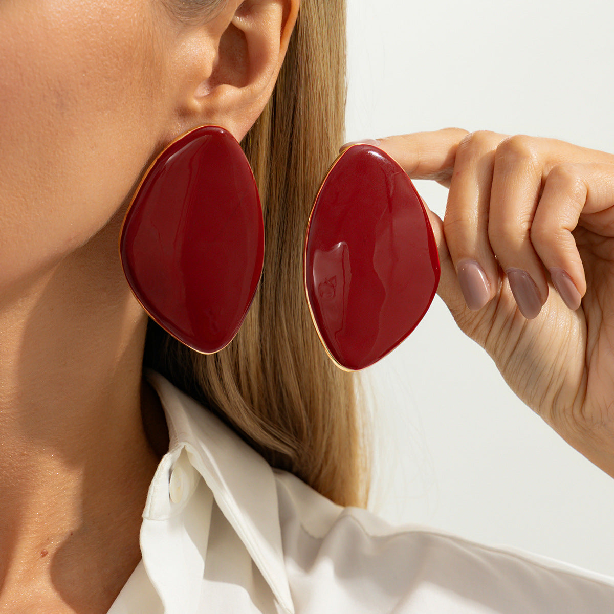 Resin Gemstone Retro Geometric Irregular Pleated Stud Earrings
