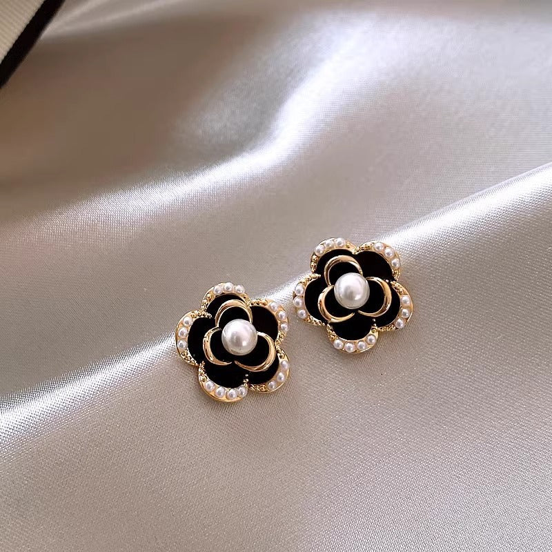 Inlaid Zircon Flower Elegant High-grade Pearl Earrings