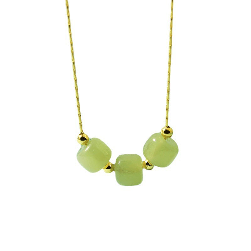 Women's Beads Niche Design Clavicle Chain High-grade Light Necklace