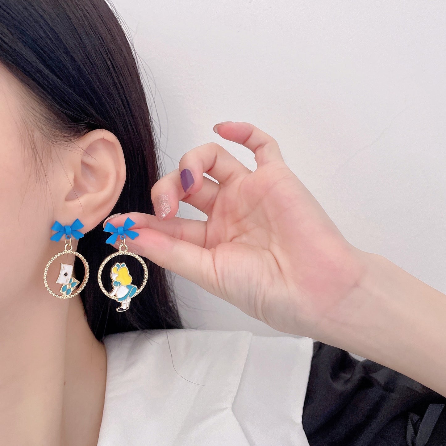 On The Run Princess Sweet Cute Stud Earrings