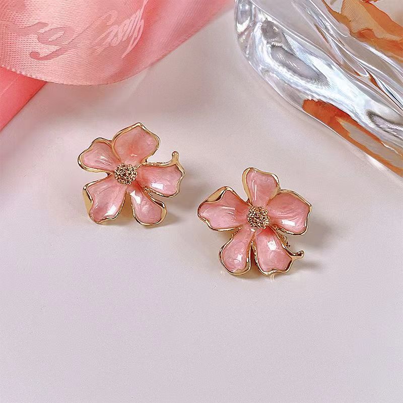Women's Fairy Sweet Potato Purple Blue Pink High-grade Temperament Stud Earrings