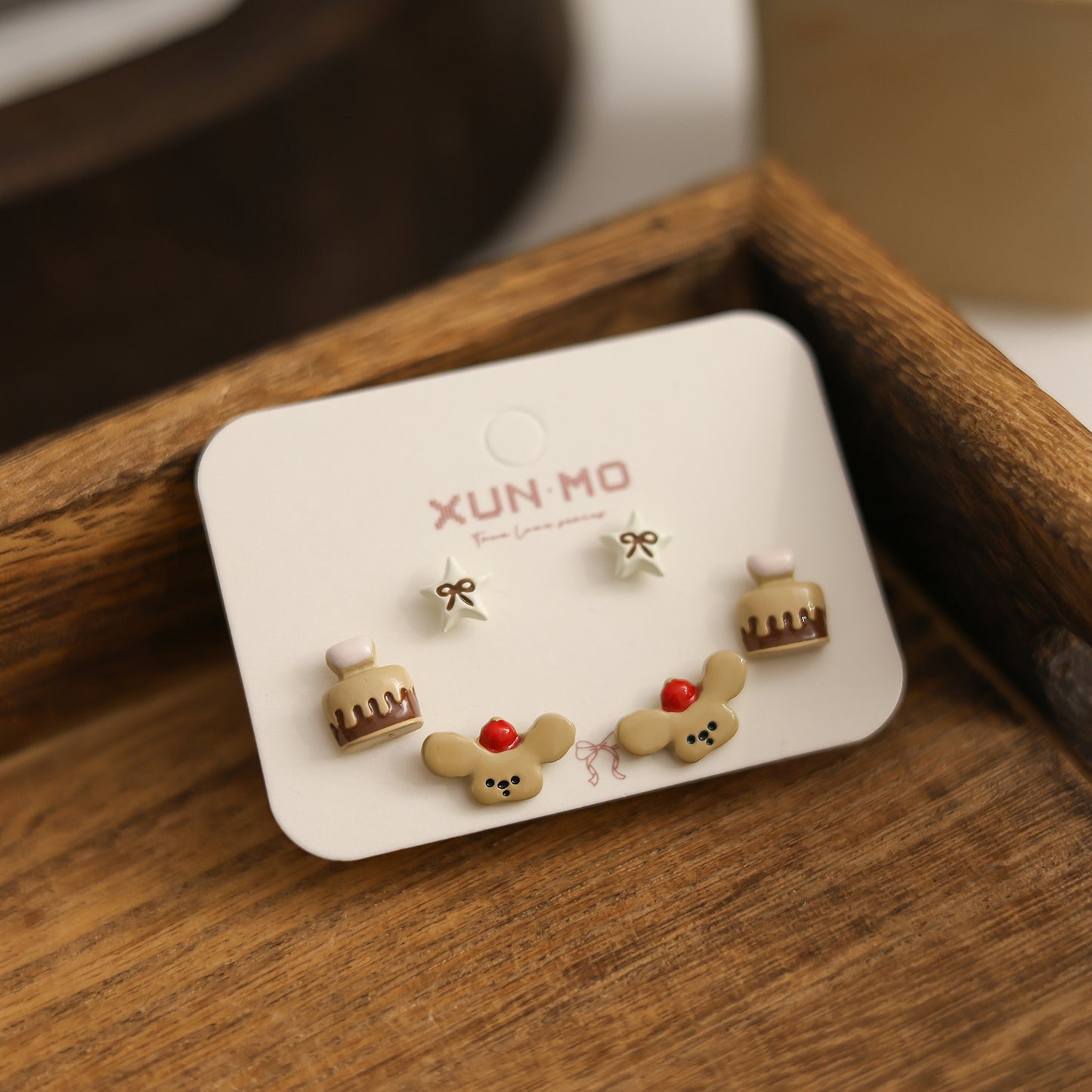 Women's Biological Porcelain Light Luxury High-grade Sleeping No Need To Take Stud Earrings