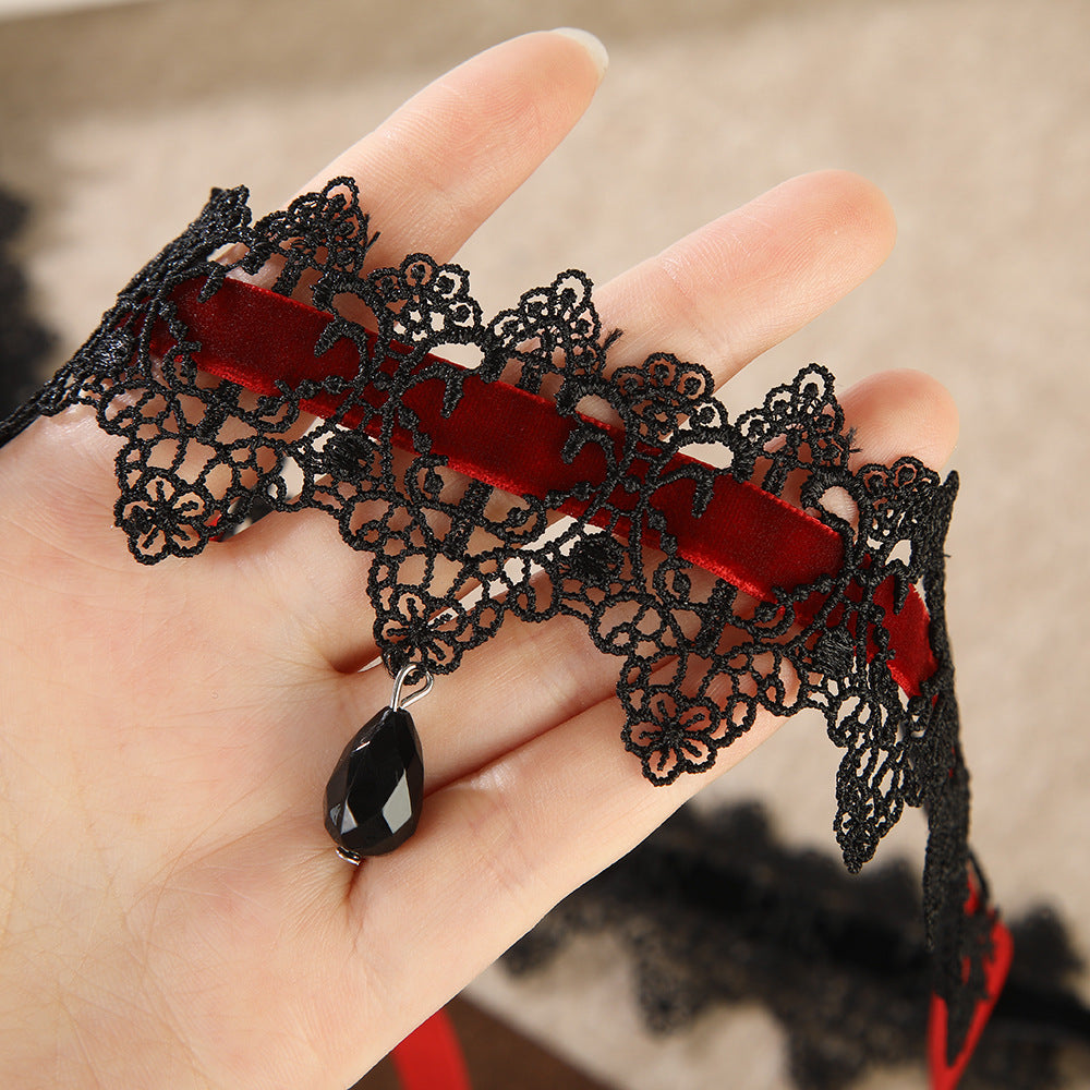 Sweet Lace Bow Dark Series Cool Hot Clavicle Chain Collar