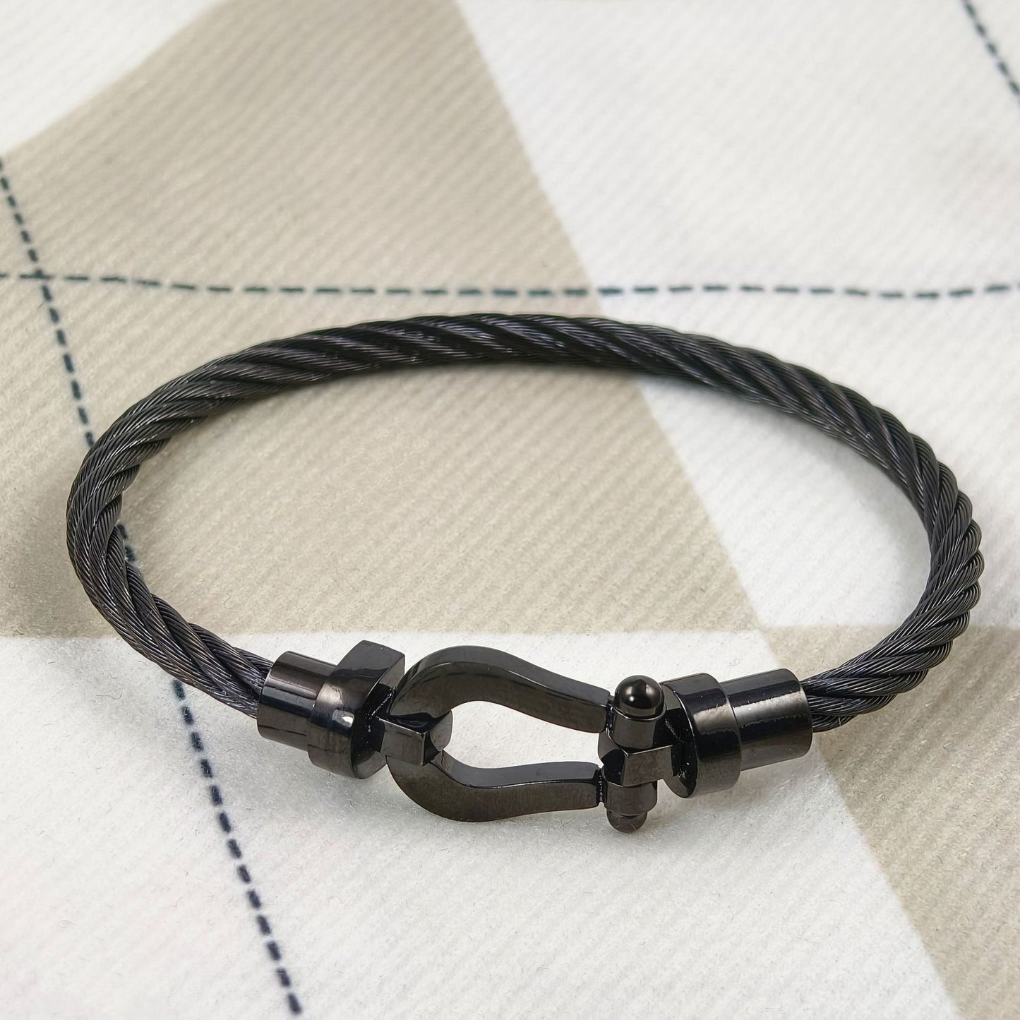 Steel Wire Rope U-shaped Vachette Clasp Bracelets