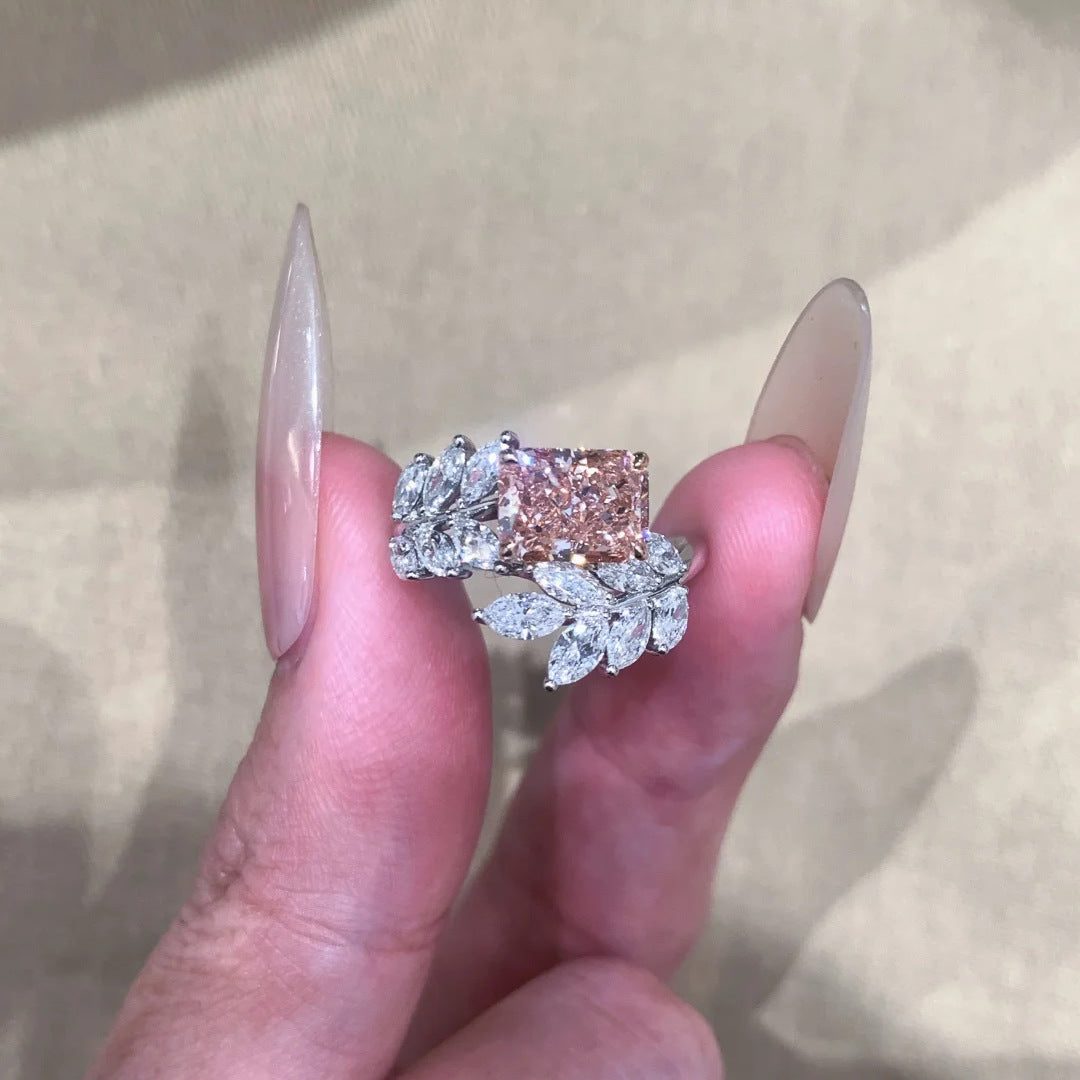 Women's Flower Cut Cube Sugar Wheat Leaf Flashing Light Luxury Drop-shaped Ring