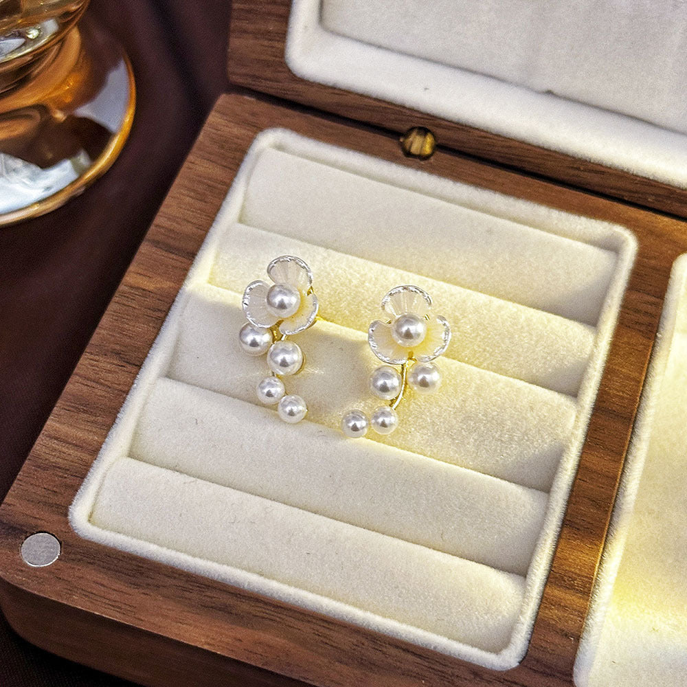 Inlaid Zircon Flower Elegant High-grade Pearl Earrings