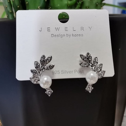 Leaves Full Diamond Pearl Small Zircon Stud Earrings