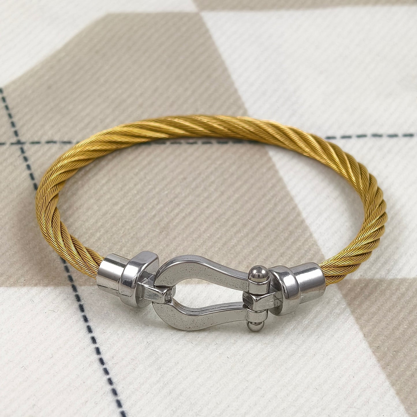 Steel Wire Rope U-shaped Vachette Clasp Bracelets