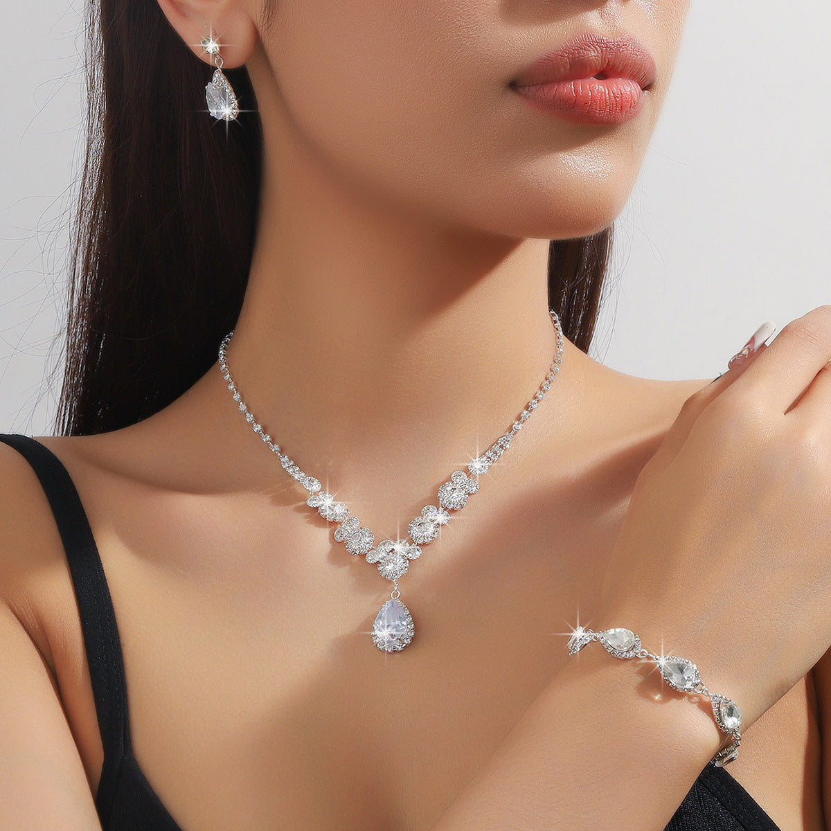 Bridal High-grade Three-piece Wedding Dress Luxury Jewelry Set