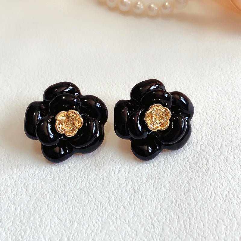 Retro French Light Luxury Temperament Camellia Ear Enamel Earrings