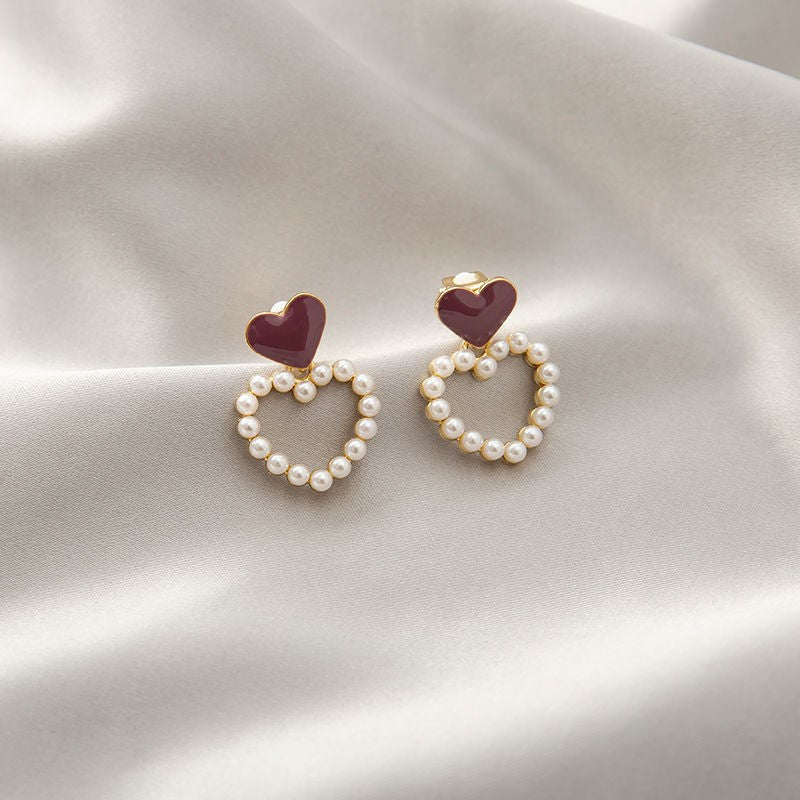 Women's Retro Style Red Heart Pearl Light Luxury High-grade Stud Earrings
