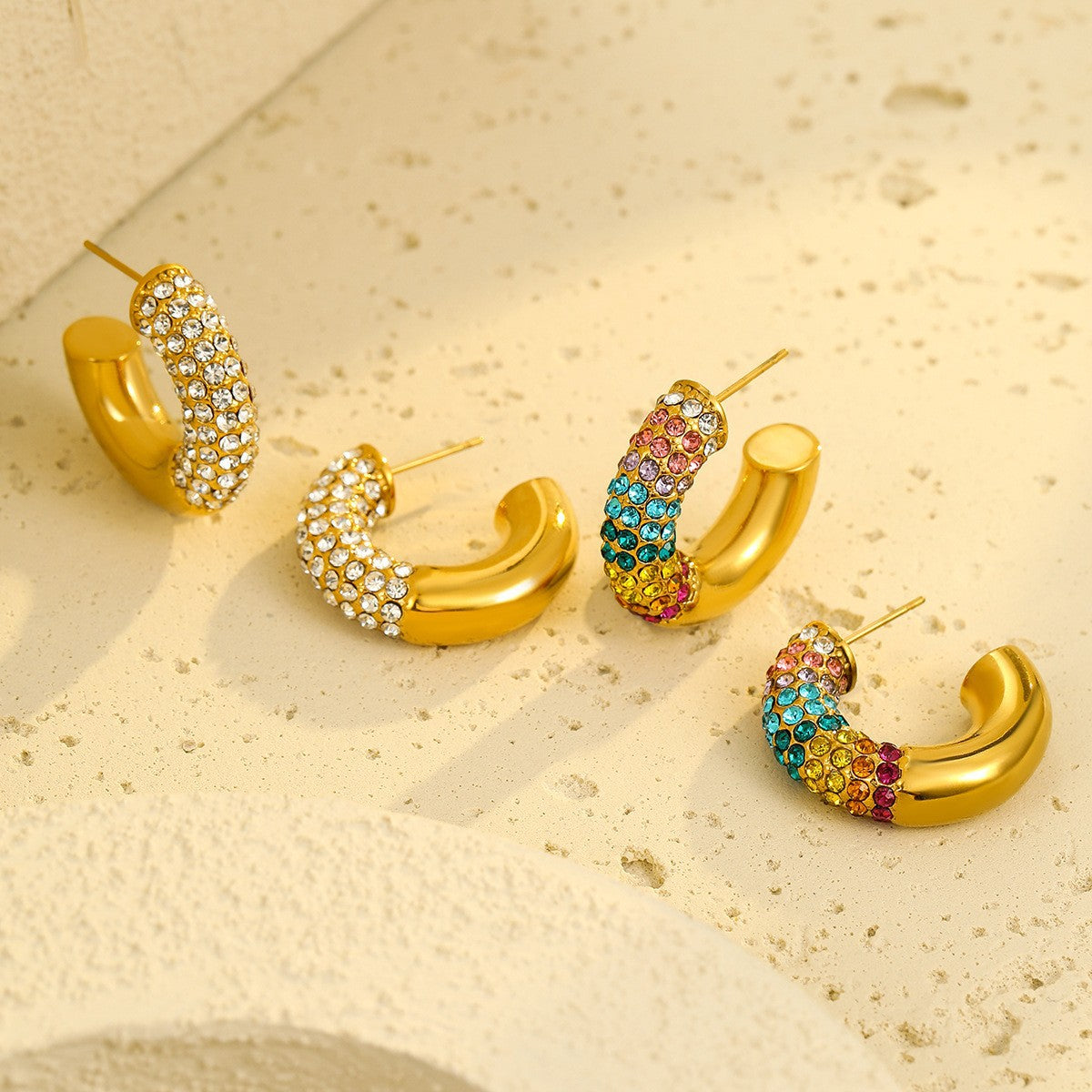 Stainless Steel Retro Shaped Rhinestone Zircon Light Luxury Rings