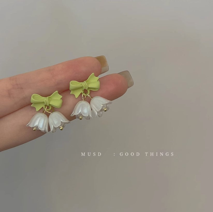 Sier-plated Ear Tulip Flower Green Bow Bell Female Earrings
