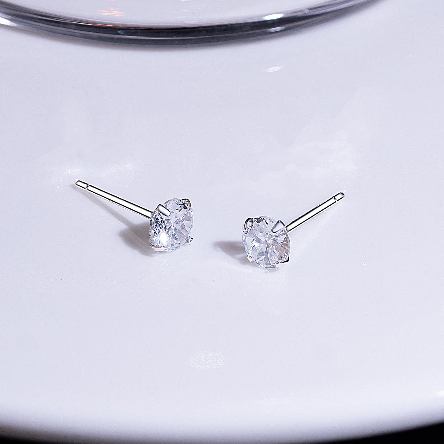 Claw Zircon Female Minority Simple Design Invisible Earrings