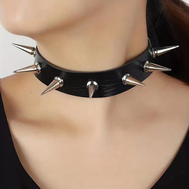 Nightclub Leather Creative Rivet Pointed Nail Collar
