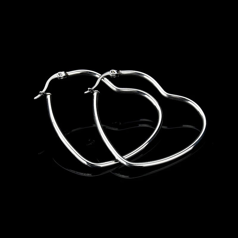 High Profile Fashion Titanium Steel Heart-shaped Earrings