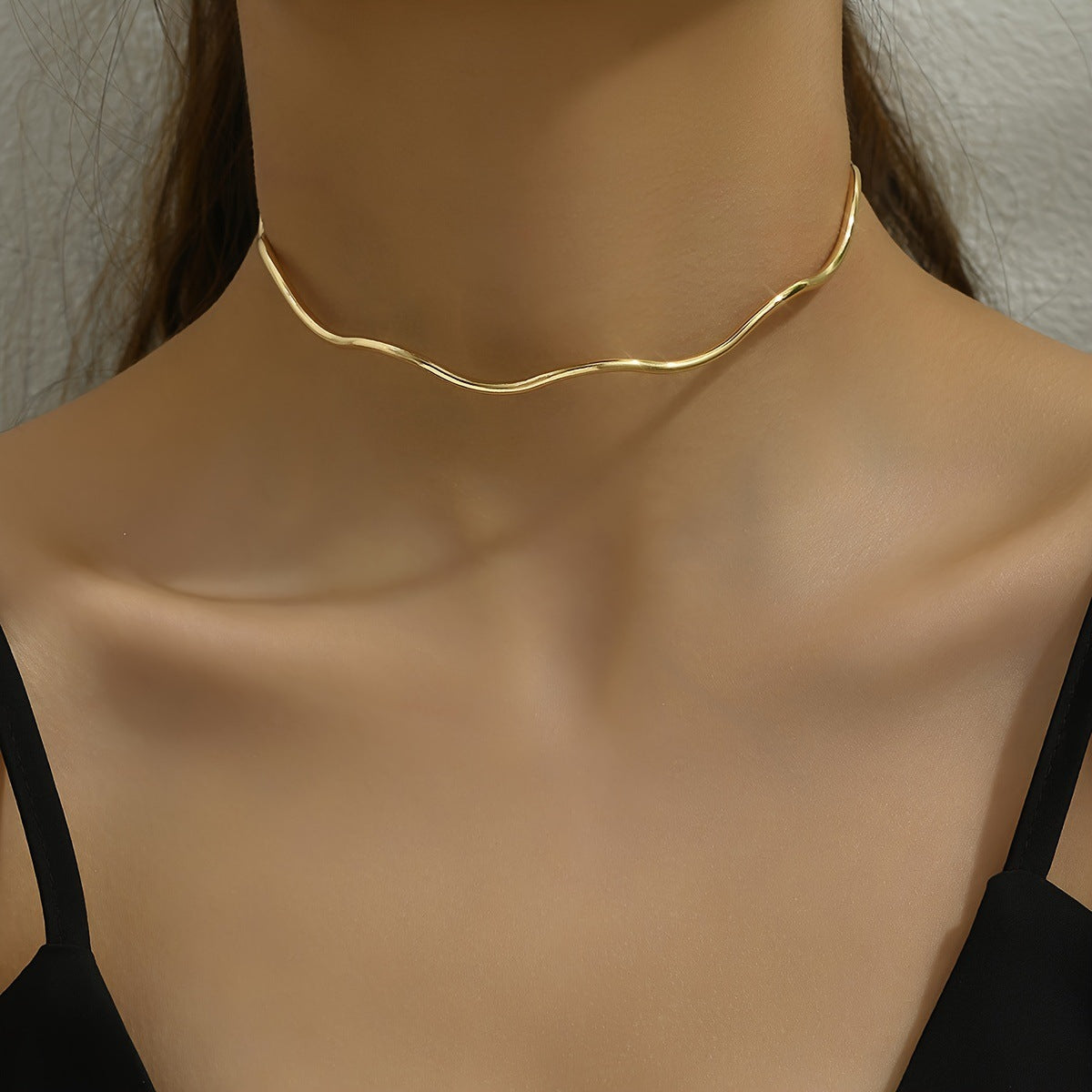 Women's & Men's Sier Minimalist Wave Couple Refined Grace Collar