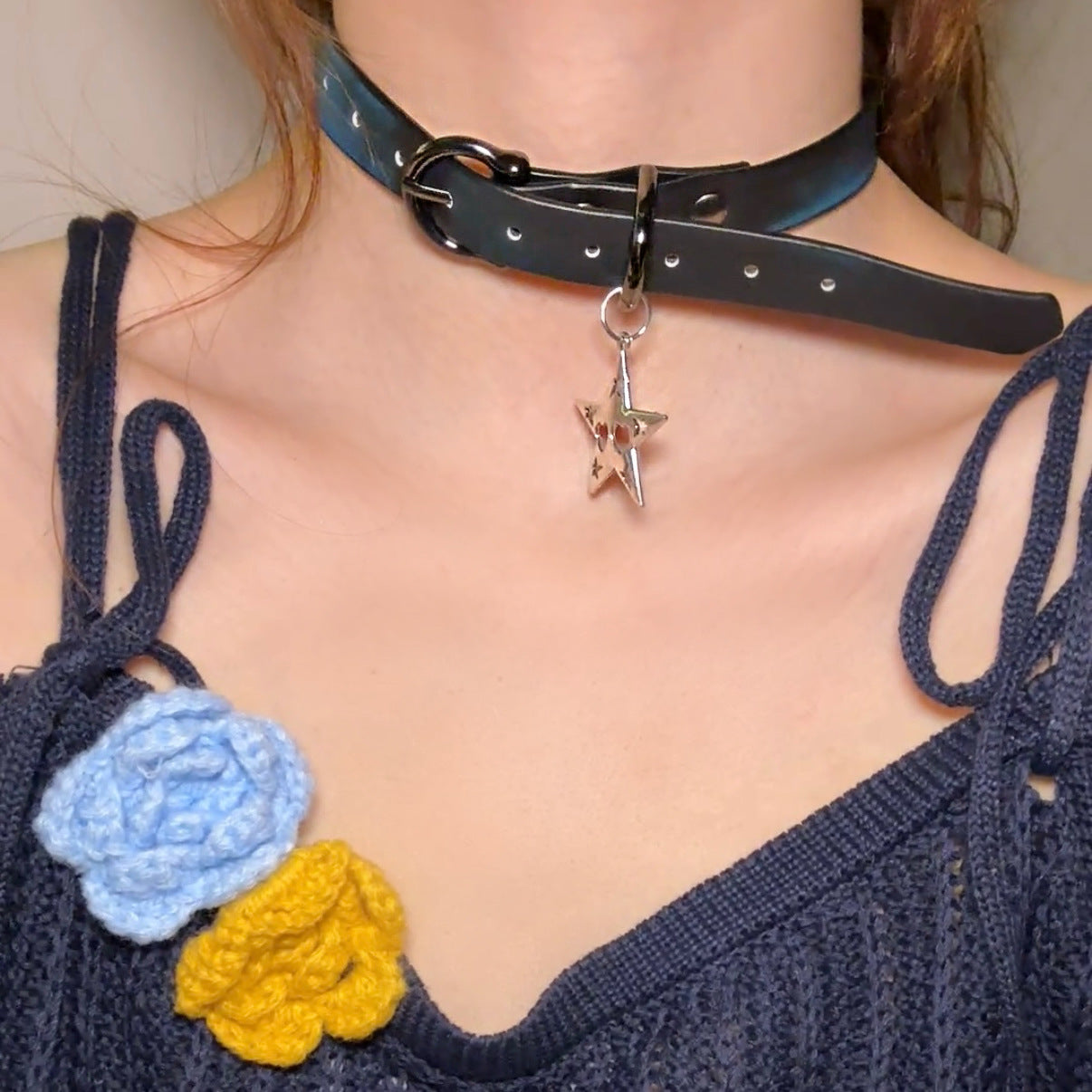 Women's Warm Color Changing Leather Hot Senior Clavicle Collar