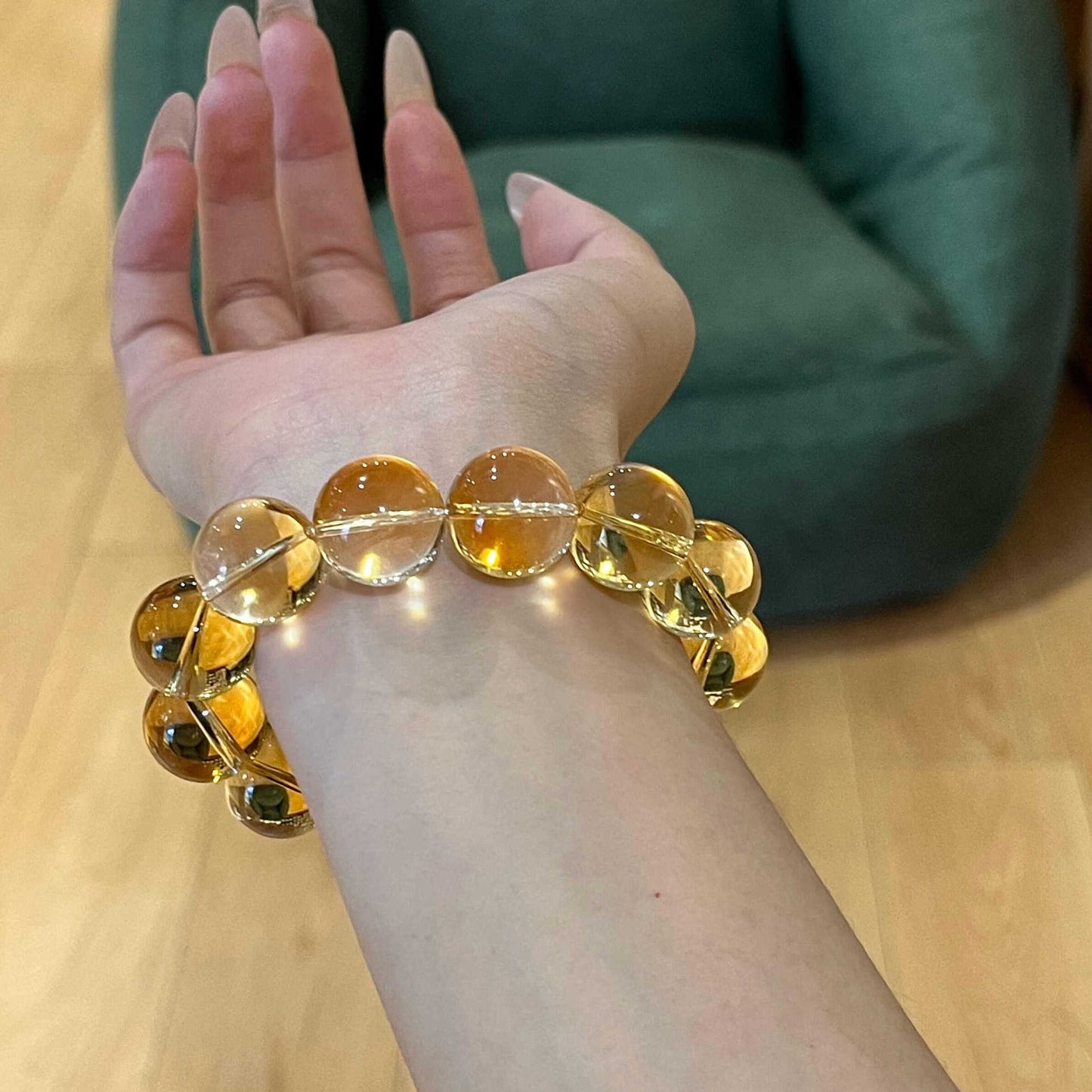 Women's High-grade White Artificial Citrine Fashionable Bracelets