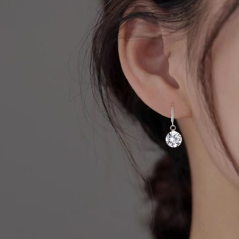 Women's Sier With Shiny Diamond Zircon Simple Fashion High Sense Ear Stud Earrings