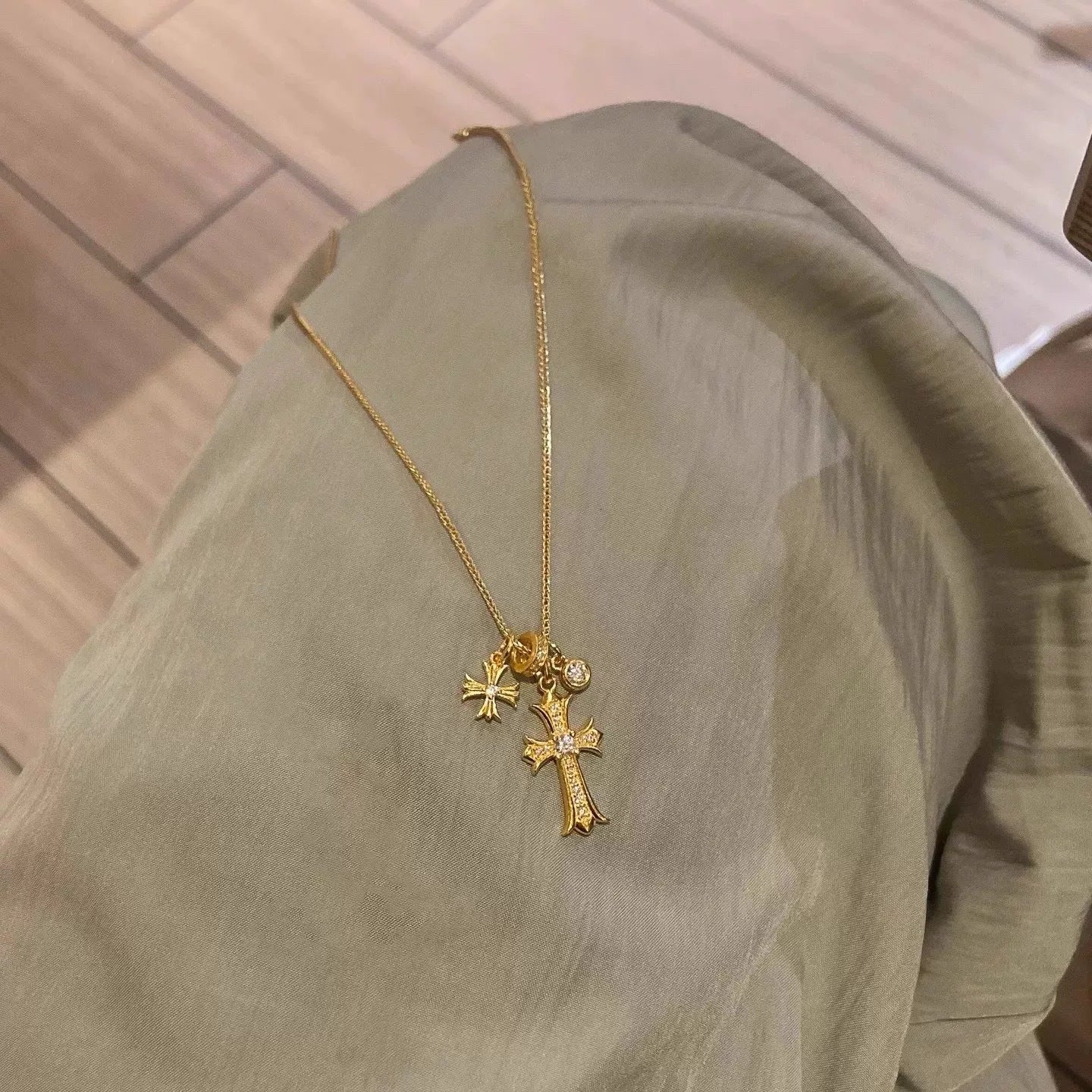 Women's Vintage Cross For Thin Glittering Niche Unique Design Fashion Trendy Necklace