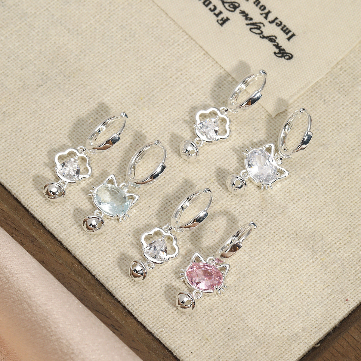 Cat Claw Crystal Creative Irregular Shaped Sier Needle Earrings