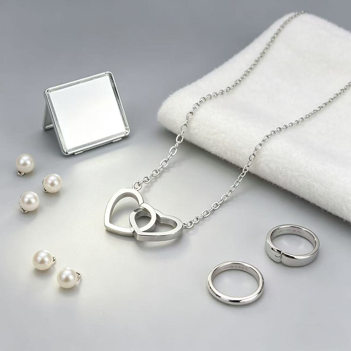 Women's Fashion Love For Trendy Design High-grade Light Luxury Personalized Clavicle Necklace