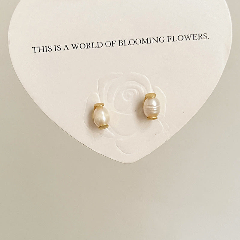 Women's Trendy Simple Pearl Temperamental Minority Design Earrings