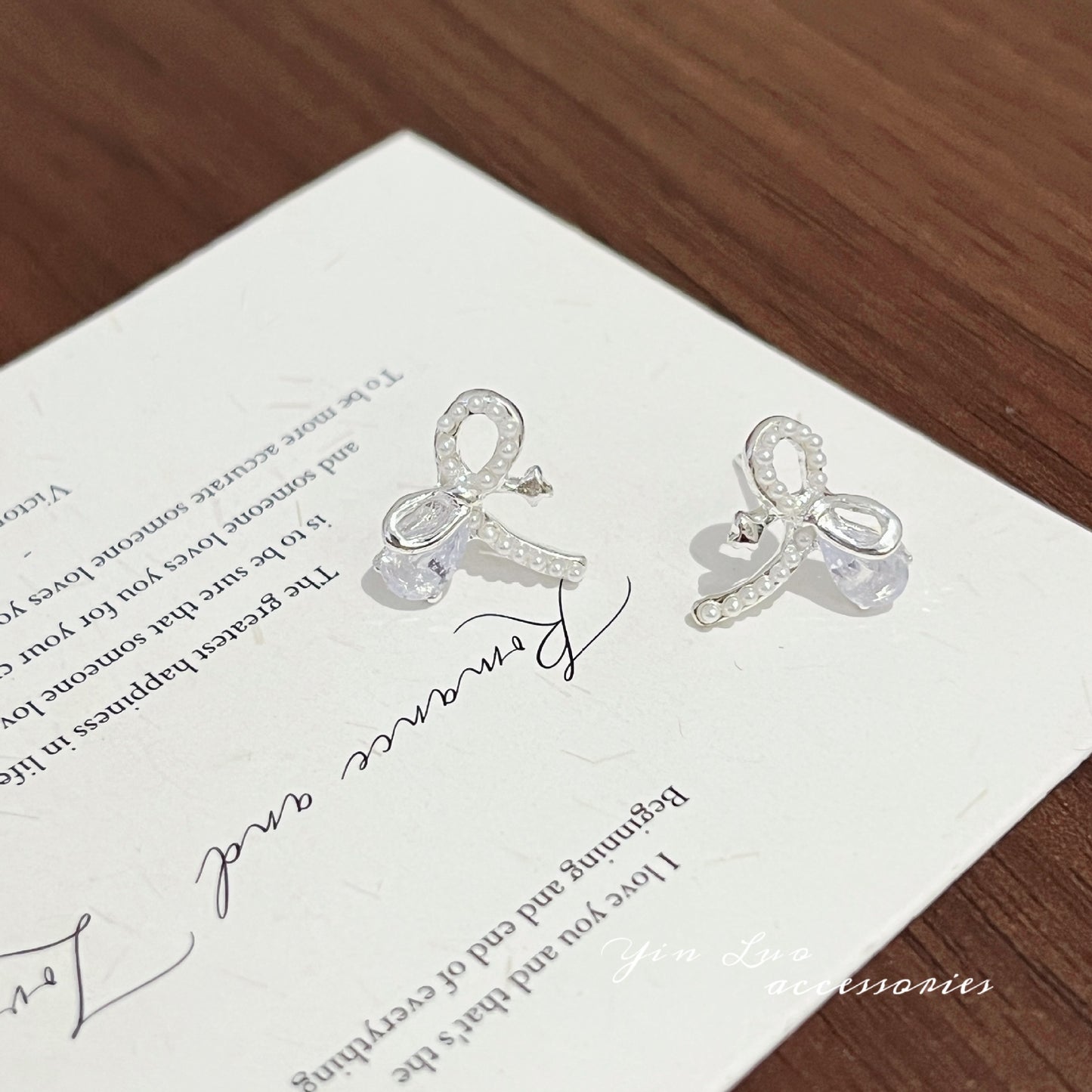 Hollow Pearl Bow Female Sweet Korean Gentle Stud Earrings