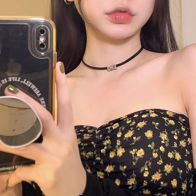 Women's Black Bowknot Clavicle High-grade Fashion Sweet Collar