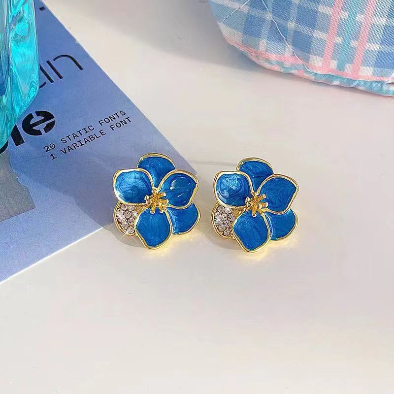 Women's Fairy Sweet Potato Purple Blue Pink High-grade Temperament Stud Earrings