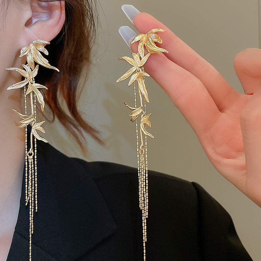 Women's Sier Needle Zircon Water Drops Tassel Fashionable Light Luxury High-grade Rings