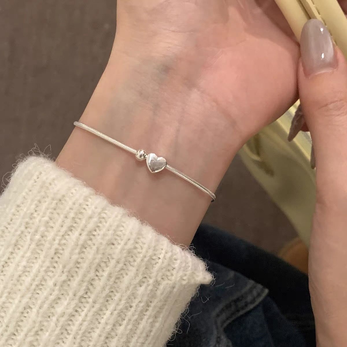 Women's Exquisite Sterling Sier Snake Bones Chain Ball Stitching Asymmetric Light Bracelet