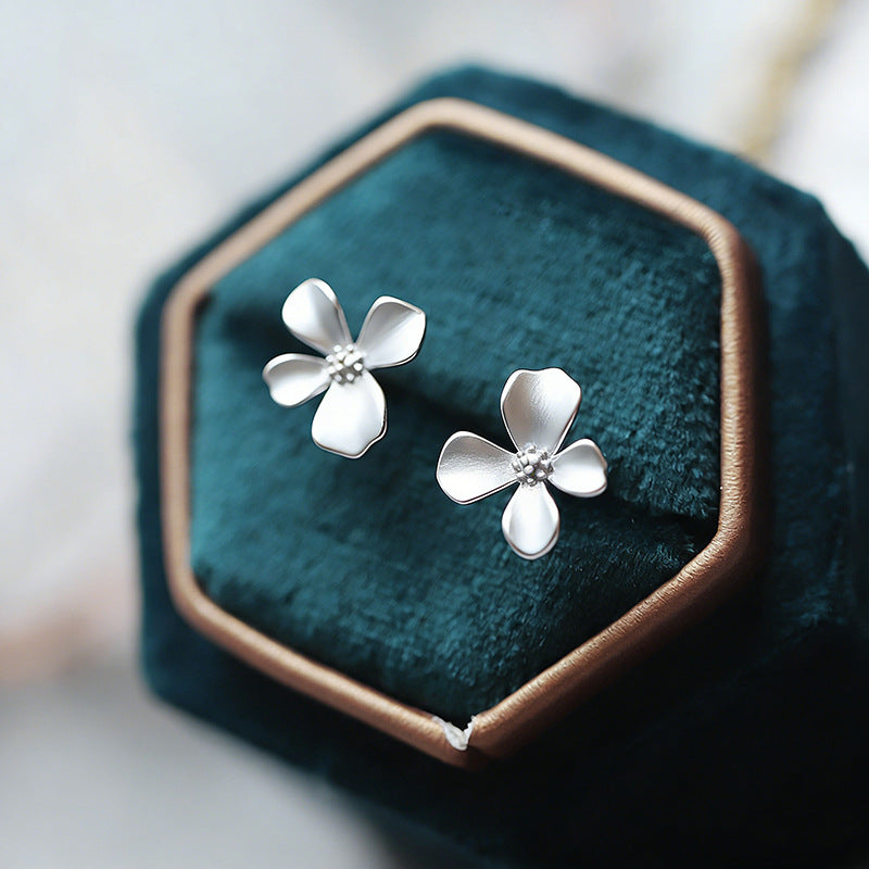 Women's Sterling Sier Sweet Gardenia For Fresh Stylish Stud Earrings