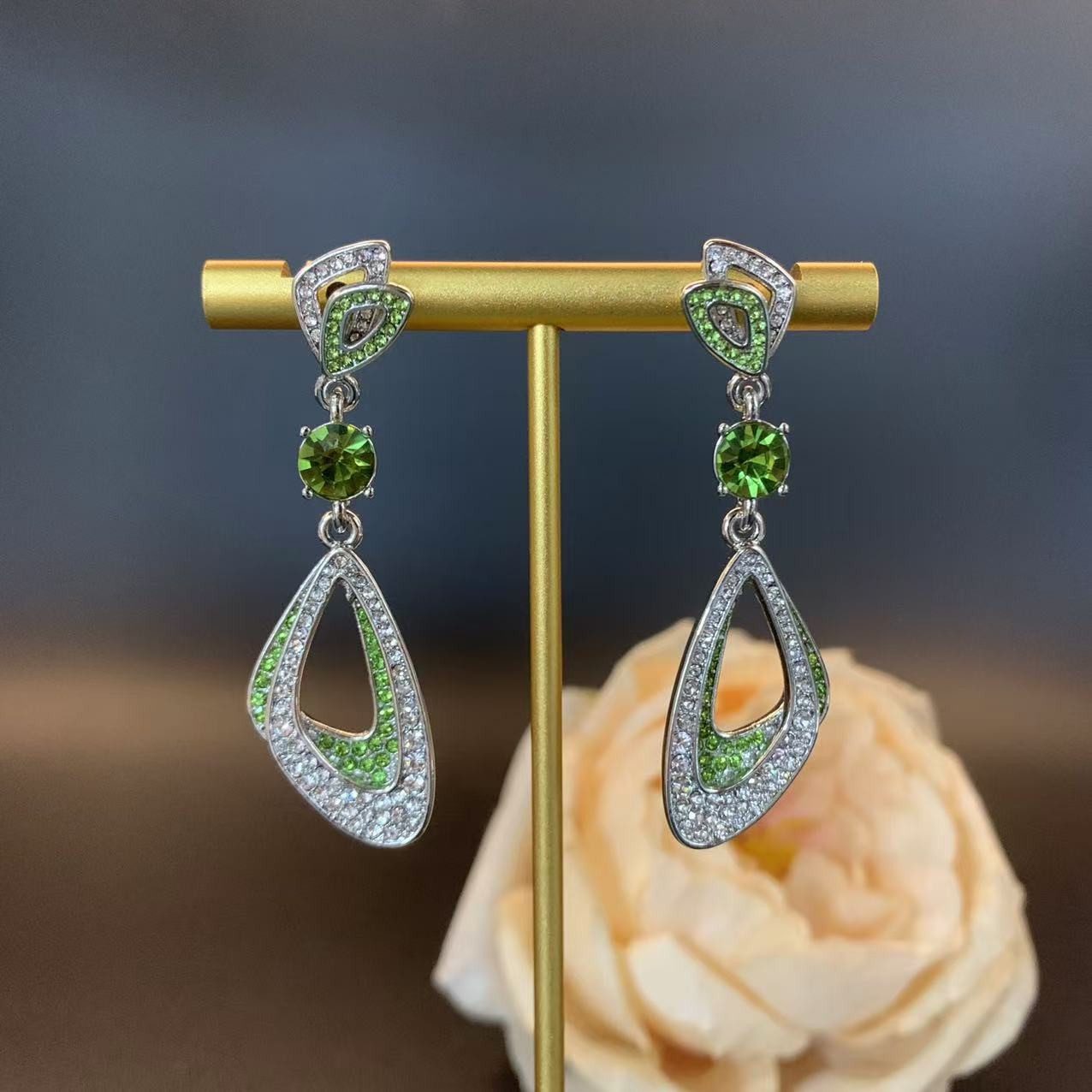 Fashion Temperament Ear Collection Artistic Retro Jewelry Set