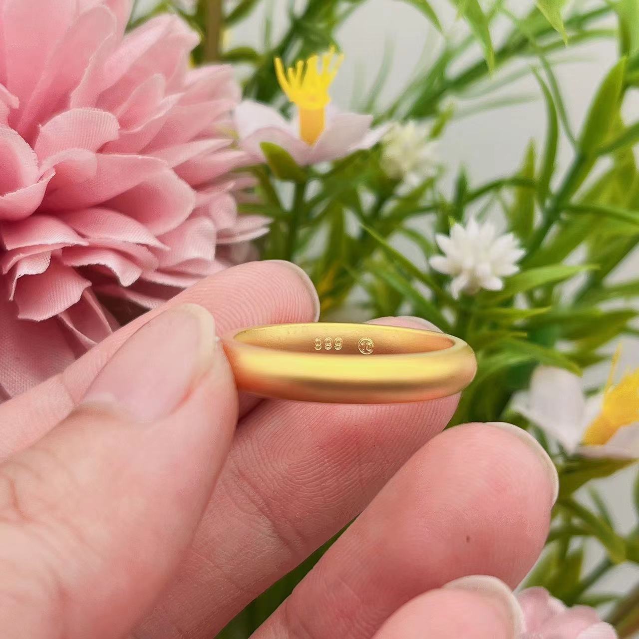 Gold Ancient Heritage Female Light Luxury High Sense Rings