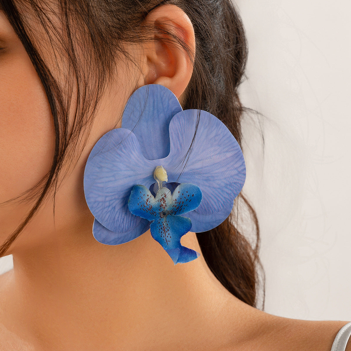 Women's Phalaenopsis Pull Personalized Long Big Flower Collar