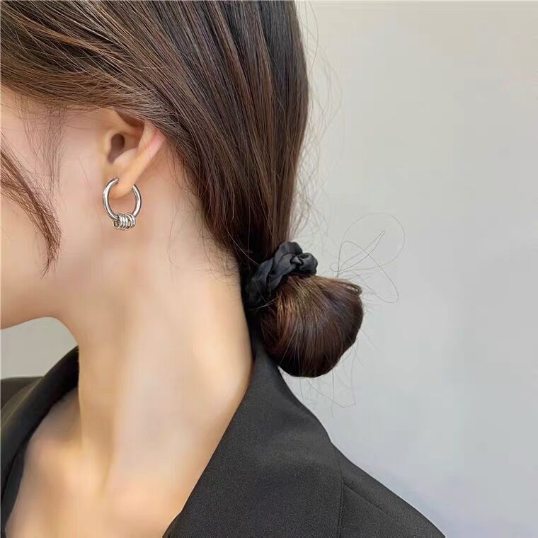 Women's & Men's Trendy Titanium Steel Small Circle Retro Style Simple Earrings