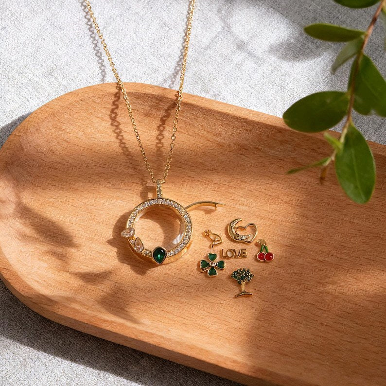 Retro Personality Box Items Can Be Opened Closed Pendants