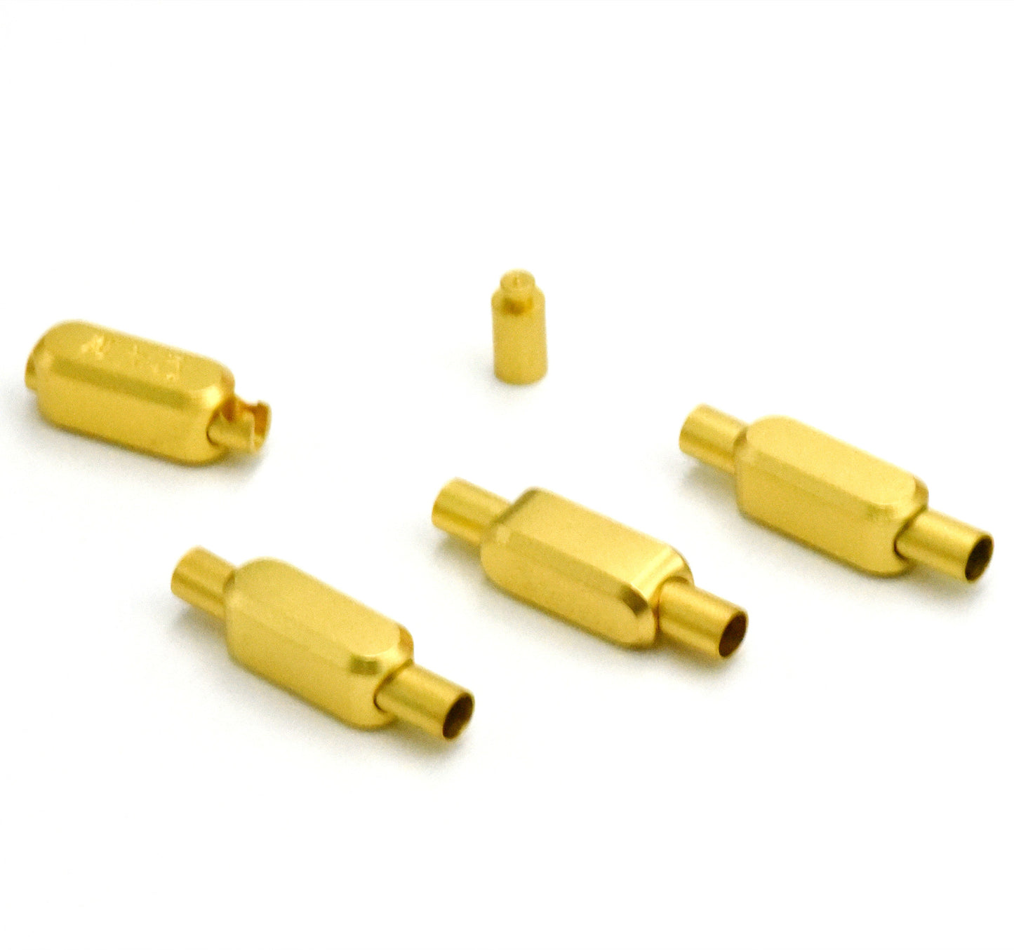 Button Vacuum Plating Golden Push-pull Buckle Stainless Leather Bracelet