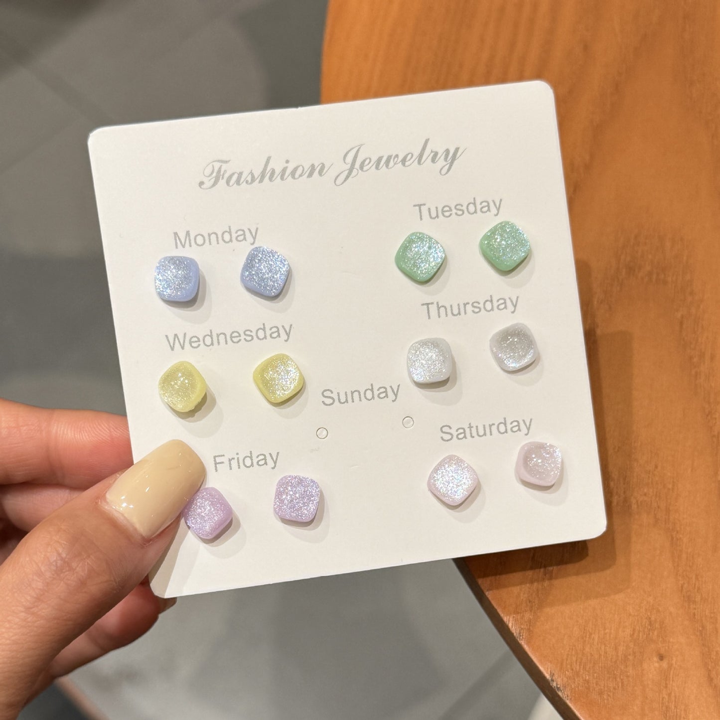 Women's Flash Small Sugar Cube For Summer Fresh Mori Simple Fashion Stud Earrings