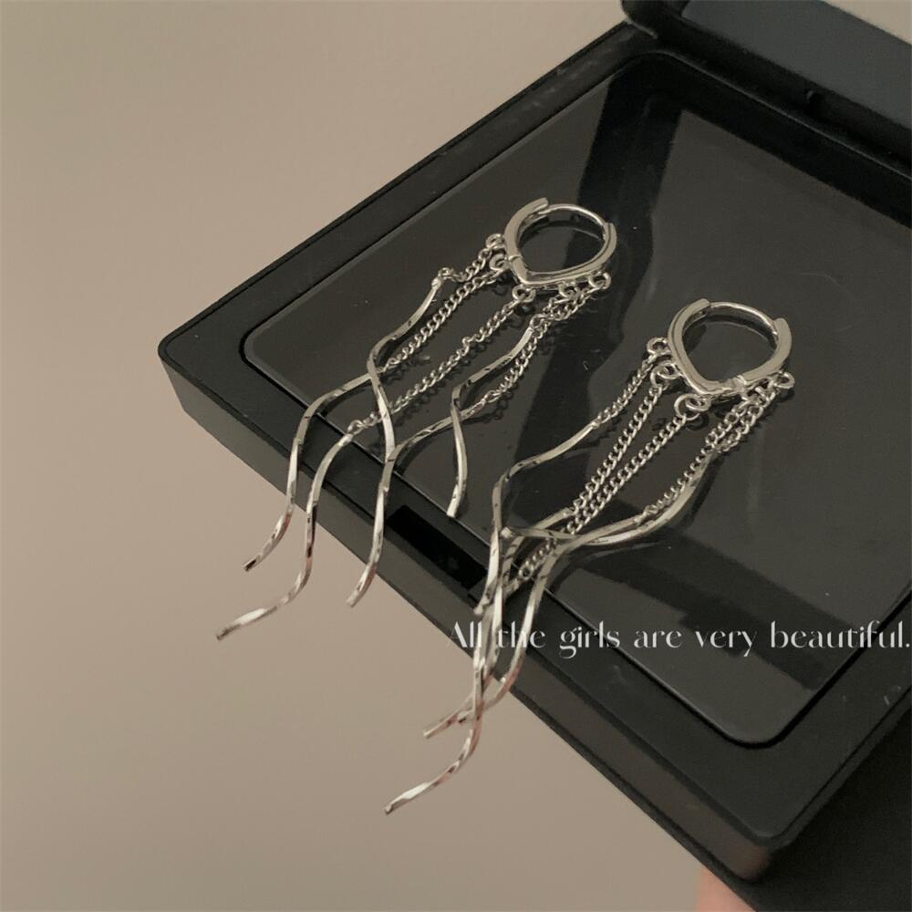Style Gentle Elegant Long Wave Tassel Chain Earrings